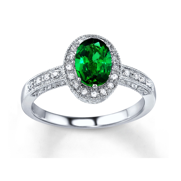 emerald ring design