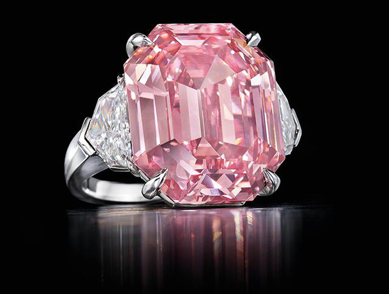 Harry Winston buys record-breaking pink diamond