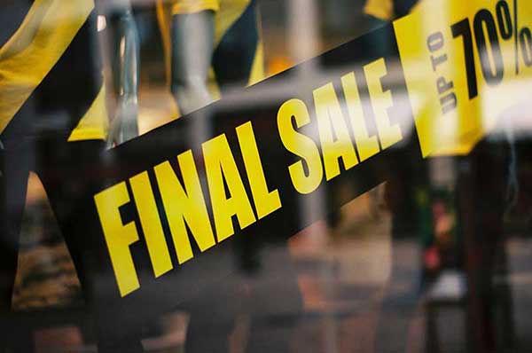 Buy engagement rings on sale