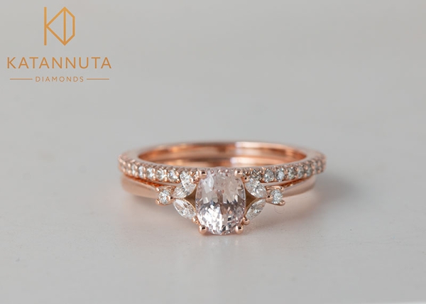 Buying wedding rings